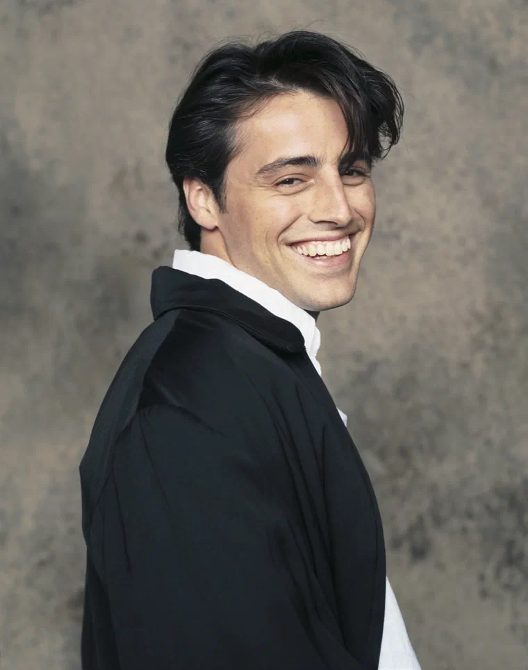 Matt LeBlanc với tóc dày chải ngược